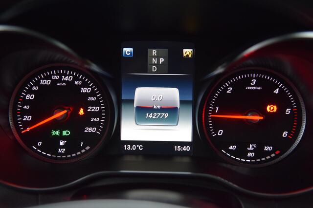 Mercedes-Benz GLC-KLASSE Coupé 220 d AMG 4MATIC Premium Plus met Schuifdak