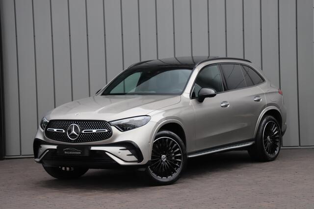 Mercedes-Benz GLC-KLASSE 300e AMG 4-Matic Aut9 | Pano | Keyles | Massage | Stoelkoeling | Distronic | Digital-light | Stuurwielverwarming | 2023.