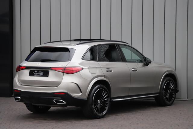 Mercedes-Benz GLC-KLASSE 300e AMG 4-Matic Aut9 | Pano | Keyles | Massage | Stoelkoeling | Distronic | Digital-light | Stuurwielverwarming | 2023.