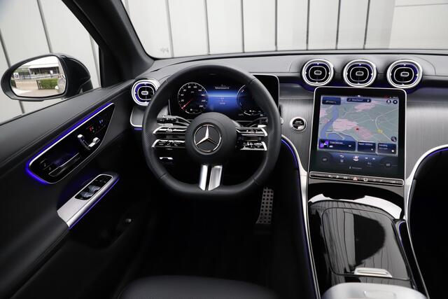 Mercedes-Benz GLC-KLASSE 300e AMG 4-Matic Aut9 | Pano | Keyles | Massage | Stoelkoeling | Distronic | Digital-light | Stuurwielverwarming | 2023.