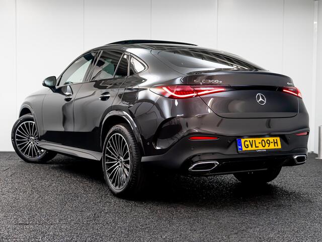 Mercedes-Benz GLC-KLASSE Coupé GLC 300e 4MATIC AMG Line | NIEUW | NIGHT | Achteras Sturing