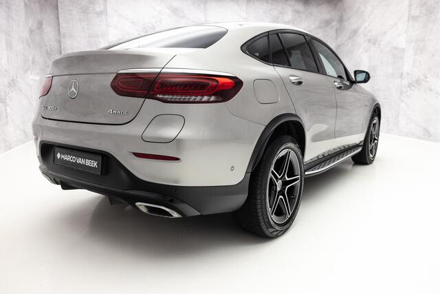 Mercedes-Benz GLC-KLASSE Coupé 300e 4MATIC Premium+ AMG | Schuifdak | E-Trekhaak | Memory | Carbon