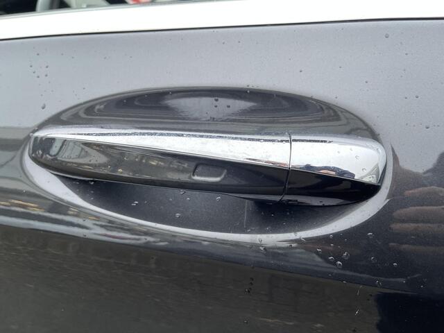Mercedes-Benz GLC-KLASSE 300e 4MATIC Premium Plus 19"/Panoramadak/Dodehoek/Adaptieve cruise/Keyless/Head-up/Camera/Elektrische klep