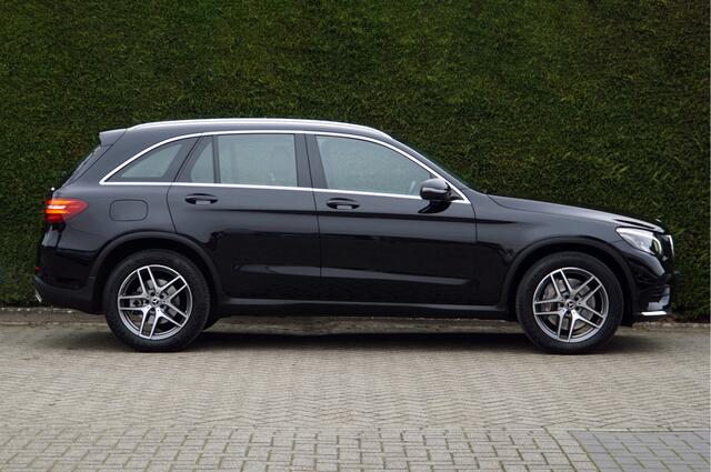 Mercedes-Benz GLC-KLASSE GLC 300 4MATIC AMG line | Distronic