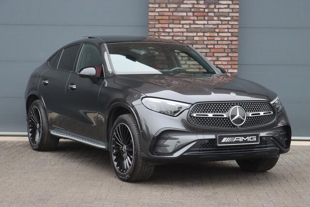 Mercedes-Benz GLC-KLASSE Coupé 300de 4MATIC AMG Line Aut9 | Distronic | Panoramadak | Digital Light | Memory | Leder | Surround Camera | Keyless Go | Augmented Reality | Nightpakket |