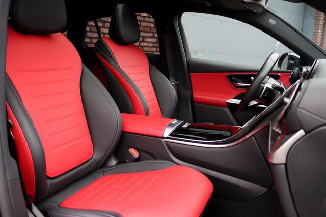 Mercedes-Benz GLC-KLASSE Coupé 300de 4MATIC AMG Line Aut9 | Distronic | Panoramadak | Digital Light | Memory | Leder | Surround Camera | Keyless Go | Augmented Reality | Nightpakket |