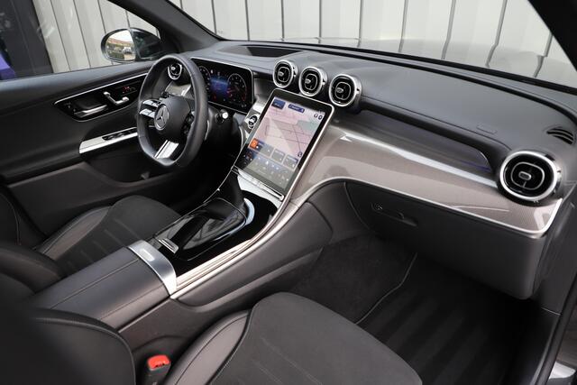 Mercedes-Benz GLC-KLASSE 300 AMG 4-Matic Aut9 258PK | Head-up | Keyles-go | Burmester | Pano | Sfeerverlichting | Digital-light | 2023.