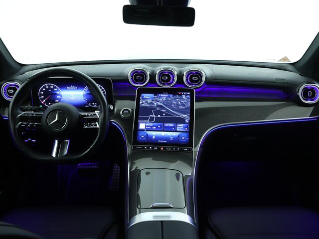 Mercedes-Benz GLC-KLASSE 300 e 4-Matic AMG Premium | Night pakket | Panorama schuif/kanteldak | Zwart leder | 20 inch Multispaaks | Digital LED Light | Memory pakket | 360 camera | Inclusief 24 maanden MB Certified garantie voor Europa.