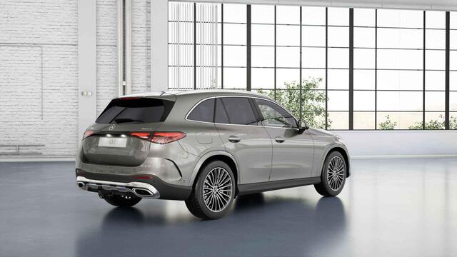 Mercedes-Benz GLC-KLASSE 300e 4MATIC AMG Line | Panoramadak | Trekhaak | 360 camera | Stuurverwarming | Digital Light |