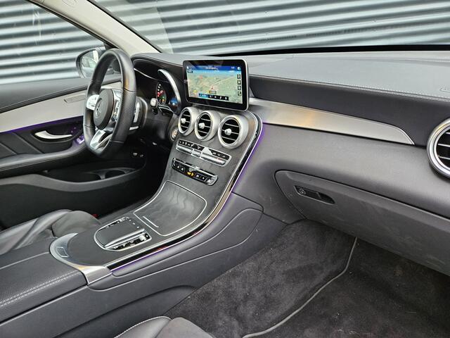 Mercedes-Benz GLC-KLASSE 300e 4MATIC AMG Plug In Hybrid 320pk Dealer O.H |PHEV | Adaptive Cruise | Head Up | Multibeam LED | Sfeerverlichting | Camera | Apple Carplay | 19"L.M |