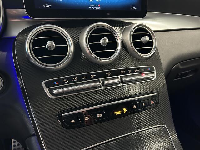 Mercedes-Benz GLC-KLASSE 300e AMG // Panoramadak // Burmester // Distronic // Carbon // MultiBeam LED // 360 Camera // Sfeerverlichting // Night Pakket // Carplay // Treeplanken // Digitaal dashbord