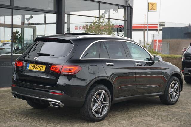 Mercedes-Benz GLC-KLASSE 300e 4MATIC | AMG Pakket | PANO | burmester