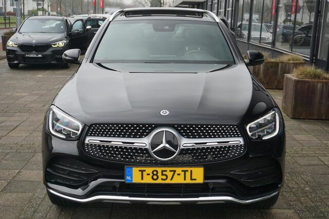 Mercedes-Benz GLC-KLASSE 300e 4MATIC | AMG Pakket | PANO | burmester