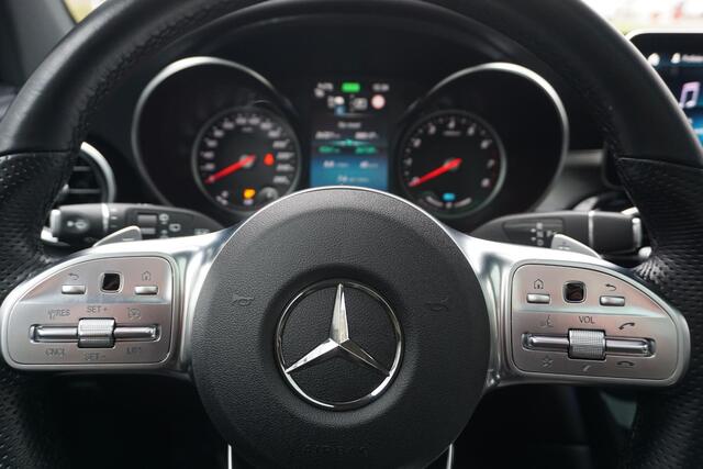 Mercedes-Benz GLC-KLASSE 300e 4MATIC | AMG Pakket | PANO | burmester