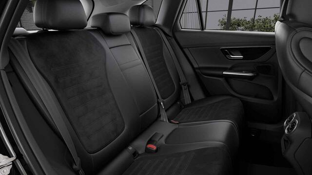 Mercedes-Benz GLC-KLASSE 400e 4MATIC AMG Line | Panoramadak | Rij assistentie | Trekhaak | Night pakket | Winter pakket |