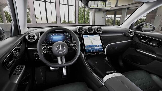Mercedes-Benz GLC-KLASSE 400e 4MATIC AMG Line | Panoramadak | Rij assistentie | Trekhaak | Night pakket | Winter pakket |