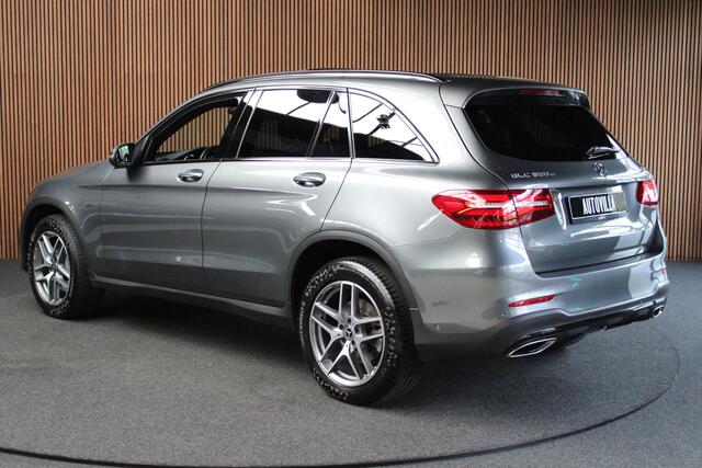 Mercedes-Benz GLC-KLASSE 350e 4MATIC AMG-pakket Panodak Leer Navi Camera Elektr. achterklep Elektr. trekhaak PTS LED Climate LM velgen