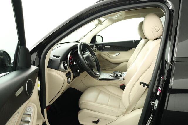Mercedes-Benz GLC-KLASSE 350e 4MATIC Premium Plus Black | 100% Onderhouden | Panorama | Leer | Navi | DAB+ | LEd / Xenon | Trekhaak - RIJKLAAR