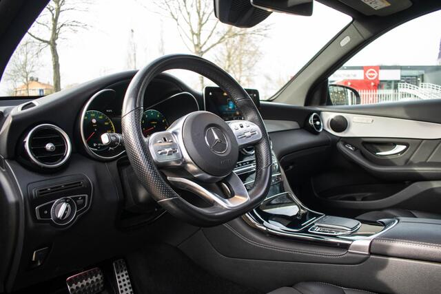Mercedes-Benz GLC-KLASSE 300 4MATIC Premium Plus | Pano| 360 Camera| ACC