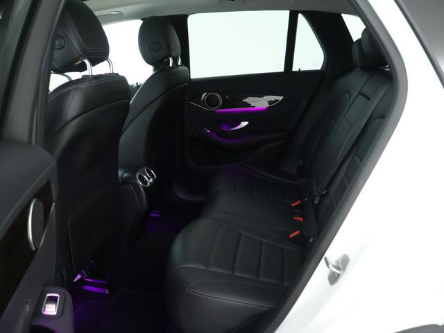 Mercedes-Benz GLC-KLASSE 300 e 4MATIC Plug-in Hybride | Panoramadak | 360° camera | Trekhaak | Multibeam | Nightpakket | Distronic | Inclusief 24 maanden MB Certified garantie voor Europa.