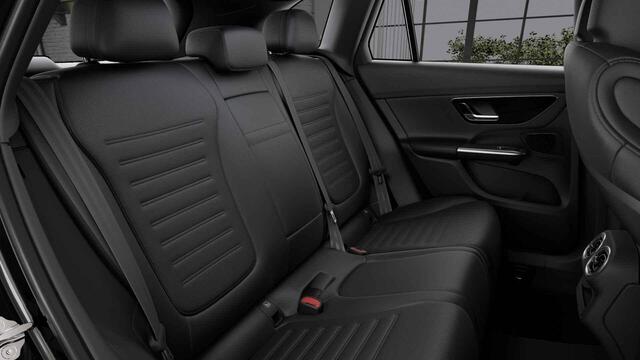Mercedes-Benz GLC-KLASSE 200 4MATIC AMG Line | Panoramadak | Trekhaak | Winter pakket |