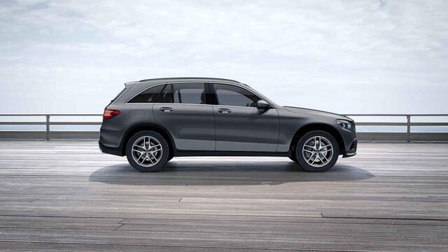 Mercedes-Benz GLC-KLASSE 250 4MATIC Premium | AMG | Panoramadak | Trekhaak |