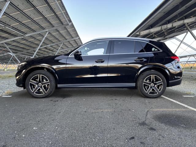 Mercedes-Benz GLC-KLASSE 300e 4MATIC AMG Line | Panoramadak | Trekhaak | Memory stoelen | Sfeerverlichting | 360 camera |