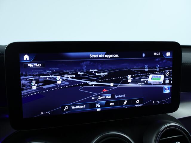 Mercedes-Benz GLC-KLASSE 300 e 4M AMG Plug-In Hybride | Schuifdak | Multibeam LED | 360 Camera | Memory Stoelen | Distronic | Inclusief 24 maanden MB Certified garantie voor Europa.