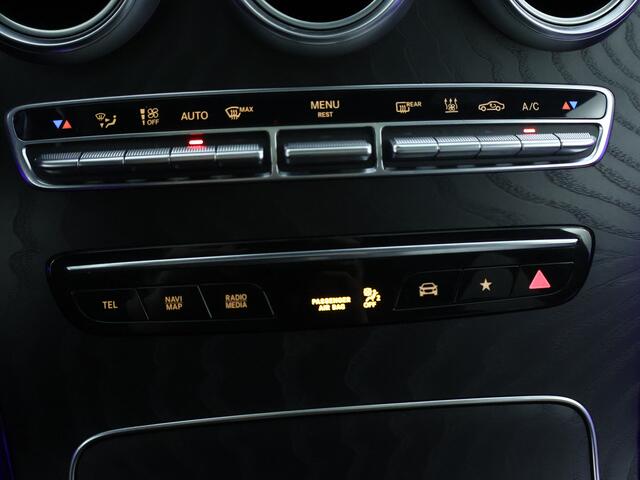 Mercedes-Benz GLC-KLASSE 300 e 4M AMG Plug-In Hybride | Schuifdak | Multibeam LED | 360 Camera | Memory Stoelen | Distronic | Inclusief 24 maanden MB Certified garantie voor Europa.
