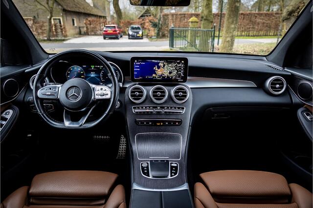 Mercedes-Benz GLC-KLASSE 300de 4MATIC AMG Line Night Elektrische Trekhaak