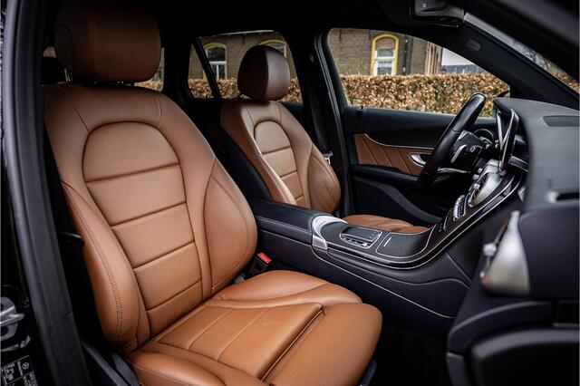 Mercedes-Benz GLC-KLASSE 300de 4MATIC AMG Line Night Elektrische Trekhaak