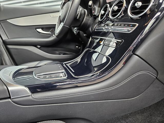 Mercedes-Benz GLC-KLASSE 300e 4MATIC Premium Plug In Hybrid 320pk PHEV | Trekhaak af fabriek | Apple Carplay | Keyless | DAB | Lederen Sportstoelen | Navi Full Map | BLIS |
