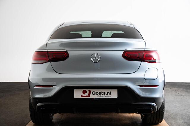 Mercedes-Benz GLC-KLASSE Coupé 300e 4MATIC Premium Plus AMG Line Exterieur/Interieur - Trekhaak - Schuifdak - Nightpakket - Spiegelpakket - Stoelverwarming voor - Achteruitrijcamera - Spoorpakket - Sfeerverlichting -