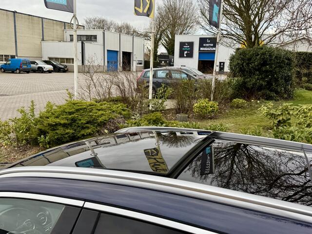 Mercedes-Benz GLC-KLASSE 300e 4MATIC Premium Plus 320PK PanooLuchtvering