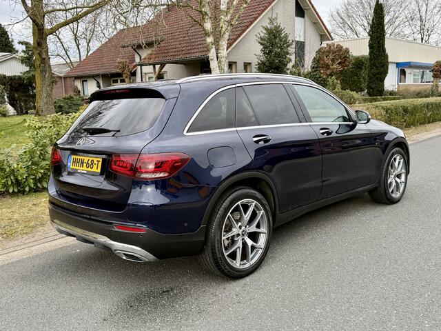 Mercedes-Benz GLC-KLASSE 300e 4MATIC Premium Plus 320PK PanooLuchtvering