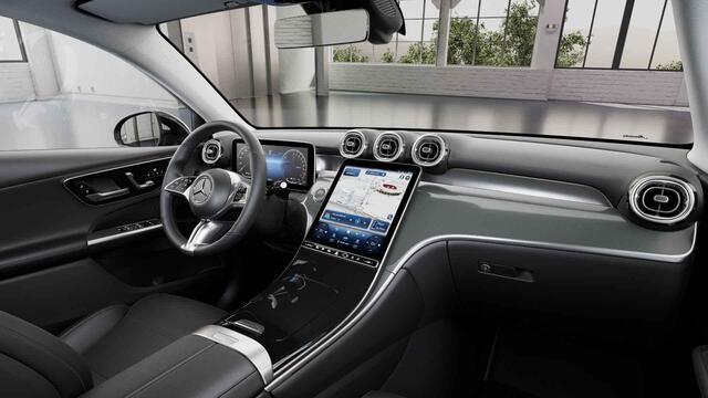 Mercedes-Benz GLC-KLASSE Coupé 300e 4MATIC Luxury Line | Trekhaak | 360 camera | Distronic | Winter pakket |
