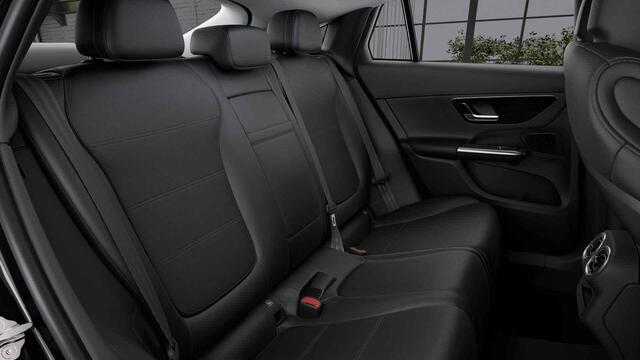 Mercedes-Benz GLC-KLASSE Coupé 300e 4MATIC Luxury Line | Trekhaak | 360 camera | Distronic | Winter pakket |