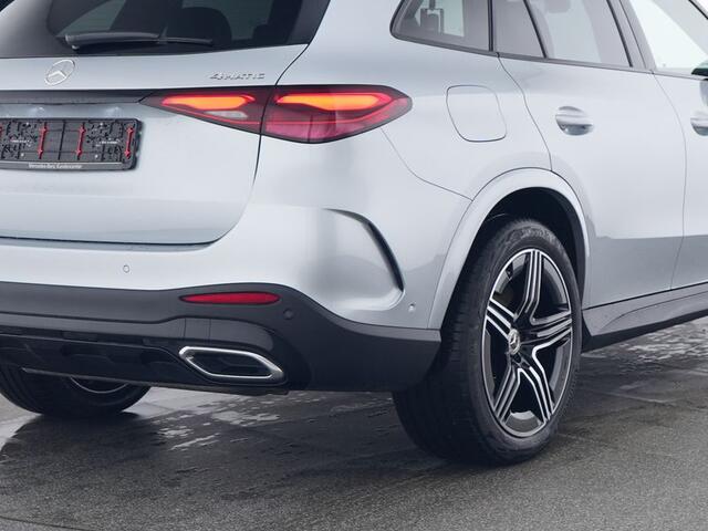Mercedes-Benz GLC-KLASSE 300 e 4MATIC AMG Plug-In Hybride | Edition AMG-Line | Night Pakket | Alarm | Digitaal Koplampen | DC Laden | Panorama Schuif-Kanteldak | Inclusief 24 maanden MB Certified garantie voor Europa.