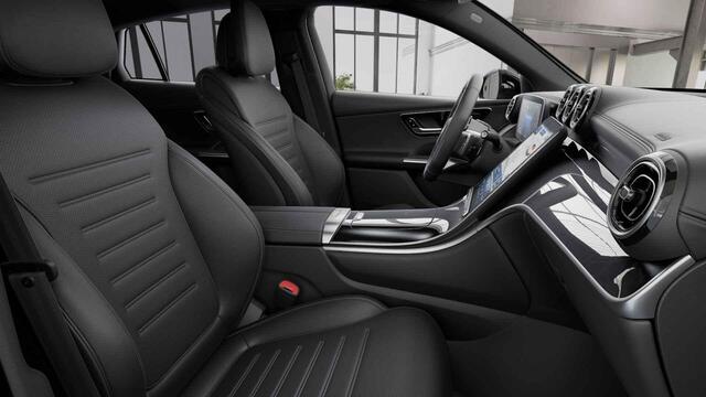 Mercedes-Benz GLC-KLASSE Coupé 300e 4MATIC AMG Line | Rij assistentie | Burmester | Panoramadak | Stoelkoeling |
