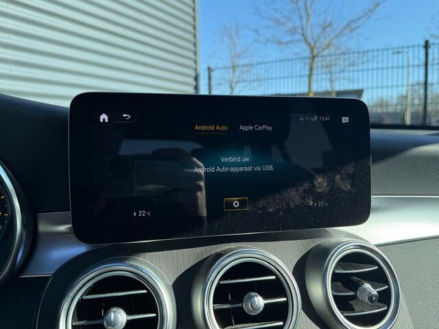 Mercedes-Benz GLC-KLASSE 300e 4MATIC Premium Plus Plug in Hybrid 320pk PHEV | Trekhaak af Fabriek | Panodak | Adaptive Cruise | Camera | Lederen Stoelen Memory | Carplay |