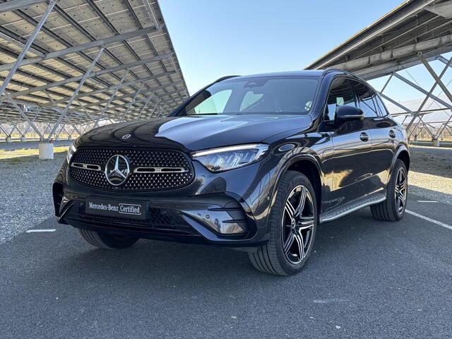 Mercedes-Benz GLC-KLASSE 300e 4MATIC AMG Line | Night | Panoramadak | Trekhaak | Parkeercamera | Sfeerverlichting |