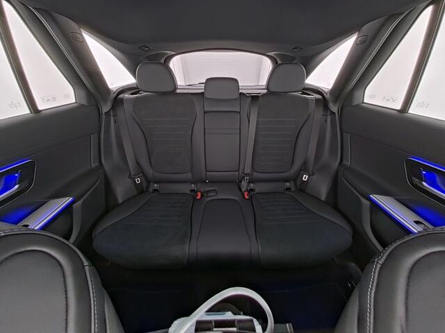 Mercedes-Benz GLC-KLASSE 300 e 4M AMG Plug-In Hybride | Trekhaak | Alarm | Rijassistentie Pack | 360 gr Camera | Stoel- en Stuurverwarming | Inclusief 24 maanden MB Certified garantie voor Europa.
