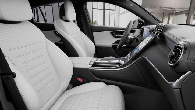 Mercedes-Benz GLC-KLASSE Coupé 300e 4MATIC AMG Line | AMG | Digital light | Trekhaak | 360 camera |