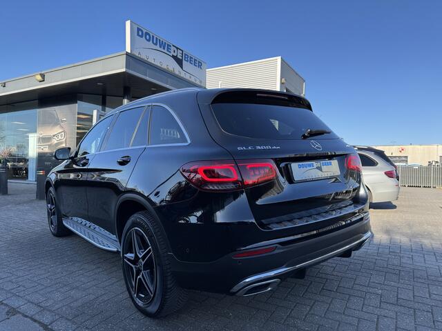 Mercedes-Benz GLC-KLASSE 300de 4MATIC AMG Pano-Dak | Trekhaak | Camera | Stoelverw. voor en achter | Elekt Klep