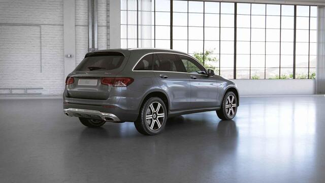 Mercedes-Benz GLC-KLASSE 300e 4MATIC Advantage | Panoramadak | Getint glas | Stoelverwarming |