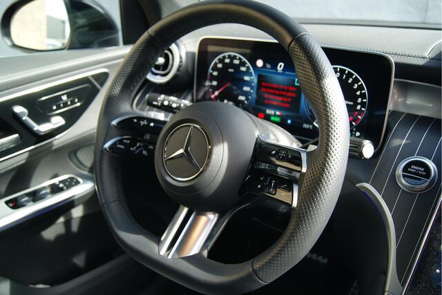 Mercedes-Benz GLC-KLASSE 300e 4MATIC AMG Line Panorama/DigitalLED/Mem/Wegkl.trhk