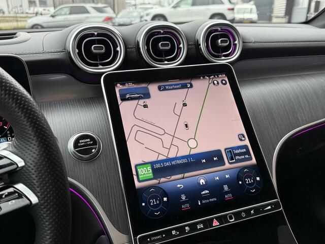 Mercedes-Benz GLC-KLASSE 400e 4Matic AMG Pano | Luchtvering | Trekhaak | Burmester | Digital Light | HeadUpDisplay | Keyless | Leder | Massagestoelen | Sfeerverlichting | Privacyglas | Zeer Compleet!