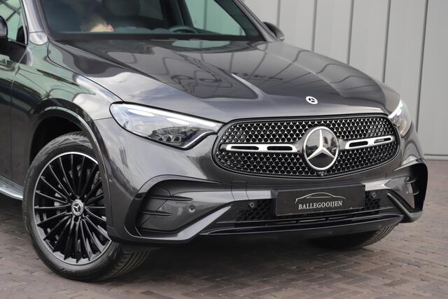 Mercedes-Benz GLC-KLASSE 300e AMG 4-Matic Aut9 | 313PK | Achterasbesturing | Luchtvering | Massage | Keyles-go | Digital-light | Sfeerverlichting | Head-up | Air-balance | Panoramadak | 2023
