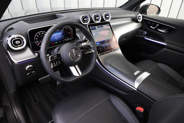 Mercedes-Benz GLC-KLASSE 300e AMG 4-Matic Aut9 | 313PK | Achterasbesturing | Luchtvering | Massage | Keyles-go | Digital-light | Sfeerverlichting | Head-up | Air-balance | Panoramadak | 2023
