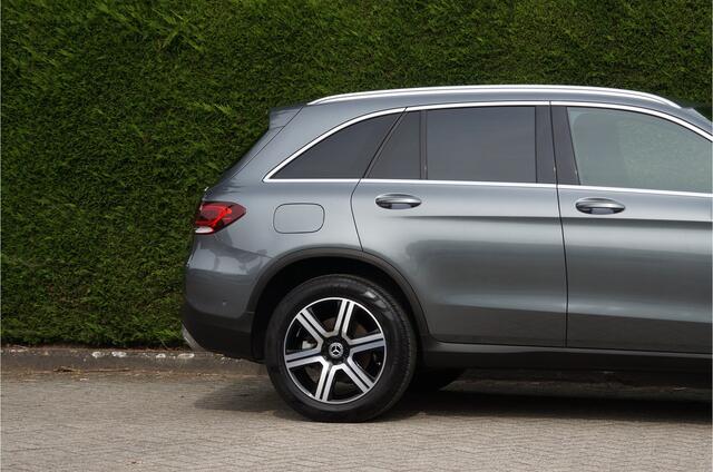 Mercedes-Benz GLC-KLASSE GLC 300 e 4M | Massage Distronic Memory 360 Camera AR Navi